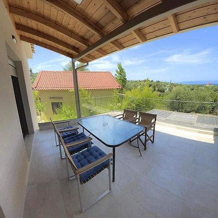 Gargarou Residences Kómboi Exterior foto